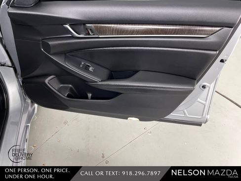 Used 2019 Honda Accord Touring image 50