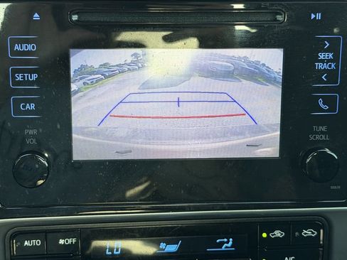 Used 2019 Toyota Corolla LE FWD image 22