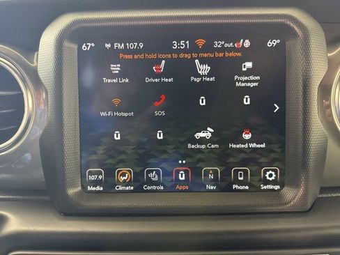 Used 2022 Jeep Wrangler Unlimited Sahara w/ Cold Weather Group image 15