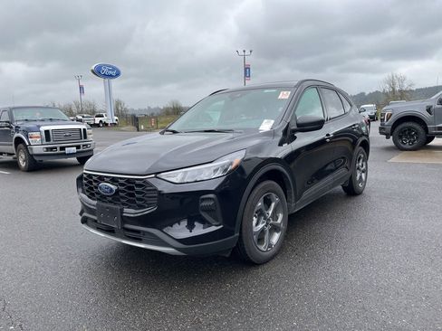 Used 2025 Ford Escape ST-Line image 35