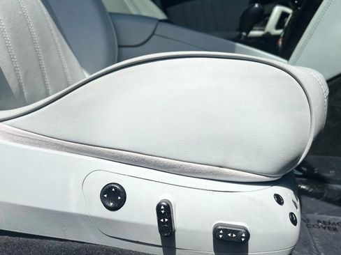 Used 2009 Maserati Quattroporte RWD image 44