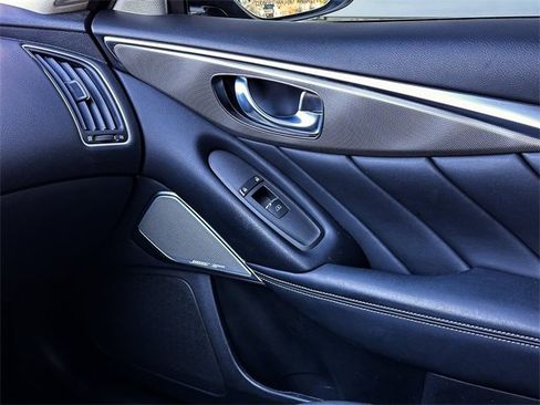 Used 2017 INFINITI Q50 3.0t Premium w/ Driver Assistance Package image 27