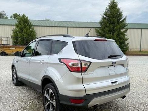 Used 2018 Ford Escape SEL w/ Ford Safe & Smart Package AWD/4WD image 5