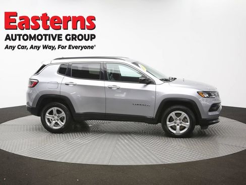 Used 2024 Jeep Compass Latitude AWD/4WD image 42