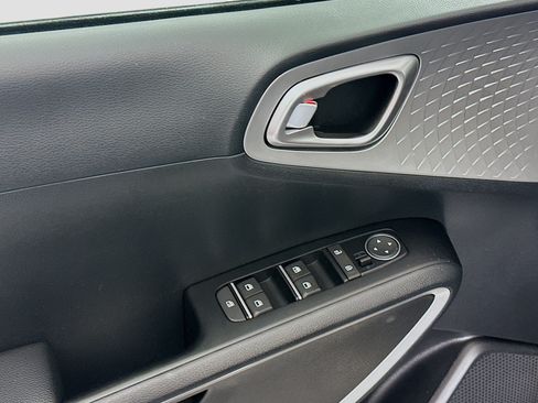 Used 2021 Kia Soul X-Line FWD image 15