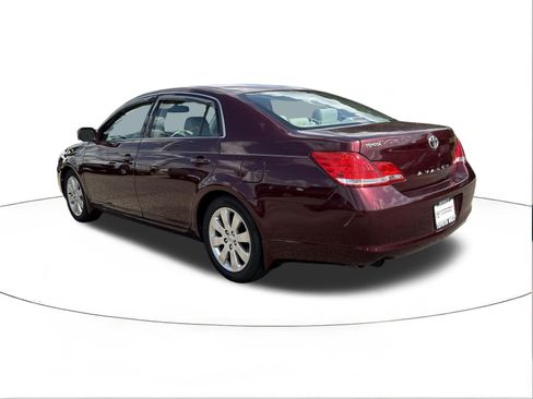 Used 2006 Toyota Avalon XLS FWD image 5