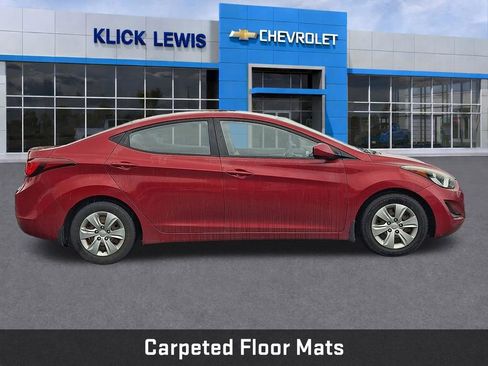 Used 2016 Hyundai Elantra SE FWD image 9