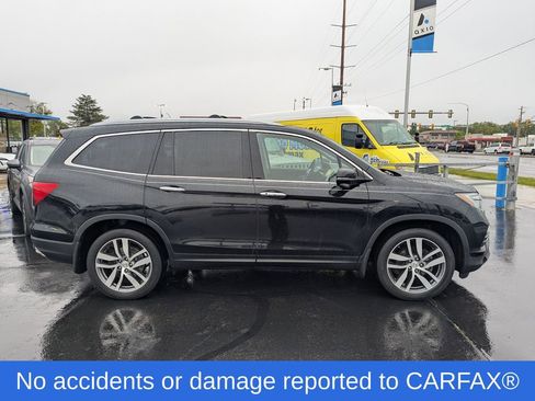 Used 2017 Honda Pilot Touring image 2