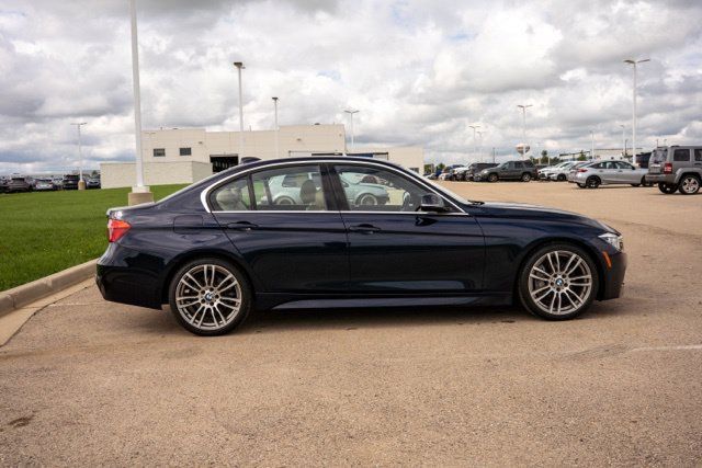 Used 2017 BMW 340i Sedan w/ Premium Package Essential RWD image 8