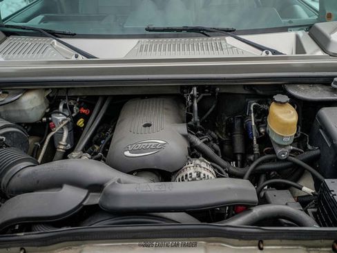 Used 2003 HUMMER H2 w/ Preferred Equipment Group image 23
