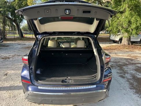 Used 2023 Nissan Murano SL w/ Cargo Package image 7