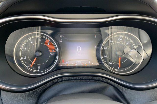 Used 2019 Jeep Cherokee Limited w/ Luxury Group AWD/4WD image 19