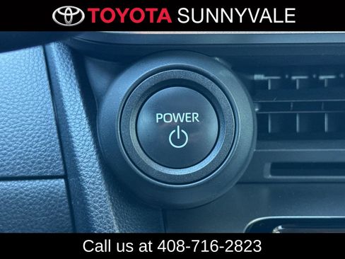 Used 2025 Toyota Prius LE image 26