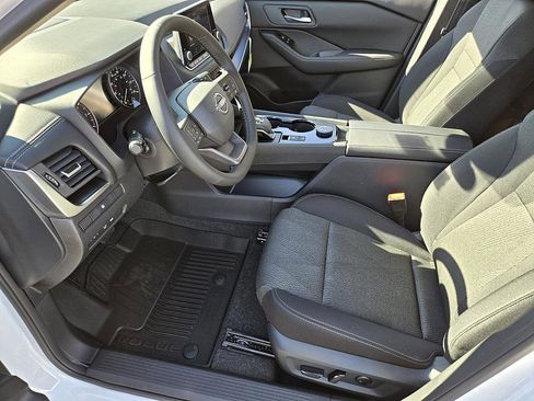 New 2026 Nissan Rogue SV image 9