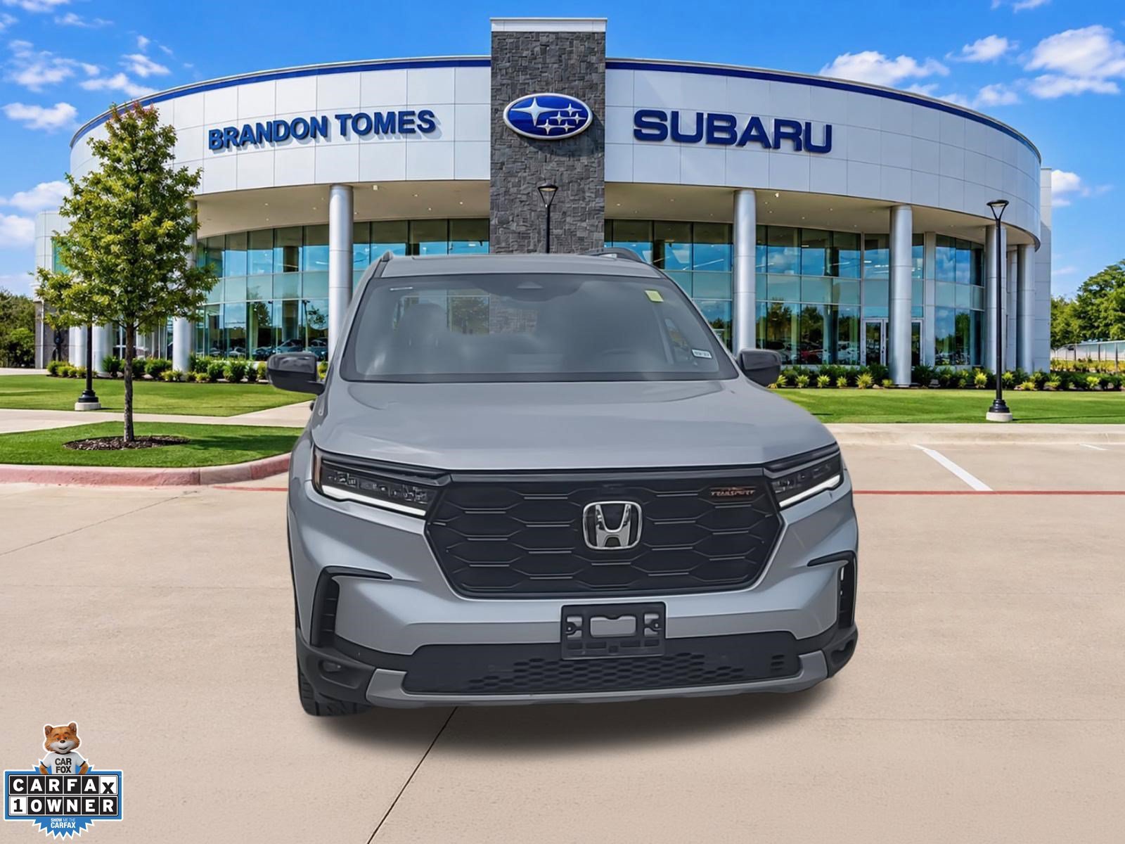 Used 2024 Honda Pilot TrailSport image 3