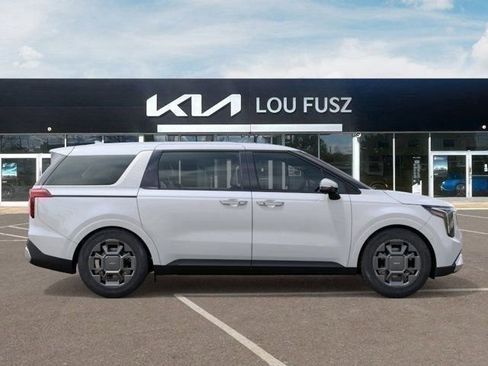 New 2026 Kia Carnival EX FWD image 7