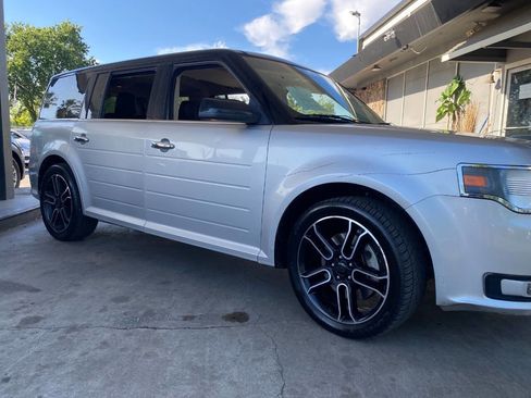 Used 2015 Ford Flex SEL w/ Equipment Group 202A FWD image 11
