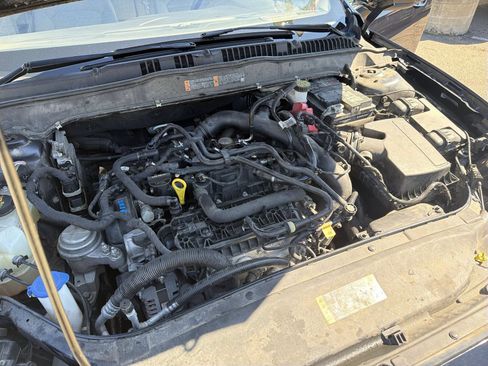 Certified 2020 Ford Fusion SE FWD image 17