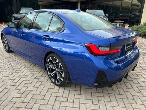 Used 2026 BMW 330i Sedan w/ M Sport Package RWD image 5