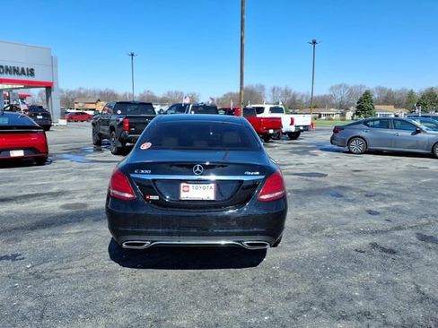 Used 2015 Mercedes-Benz C 300 4MATIC Sedan image 4