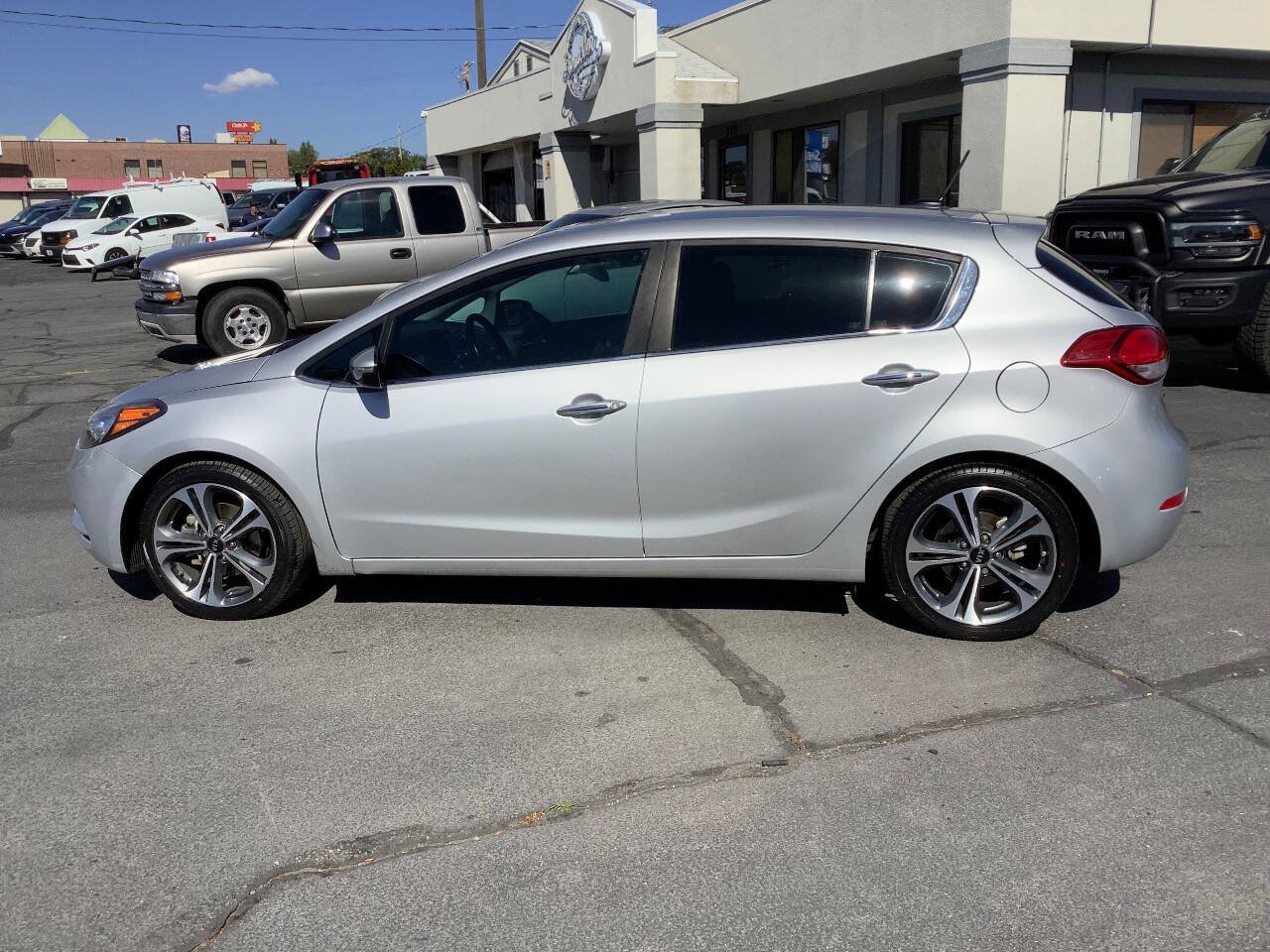 Used 2016 Kia Forte EX FWD image 17