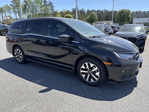 New 2026 Honda Odyssey EX-L image 2