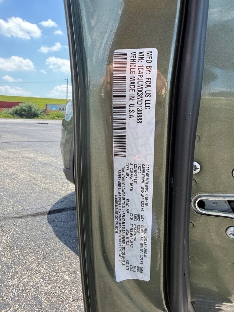 Certified 2021 Jeep Cherokee Latitude Lux FWD image 44