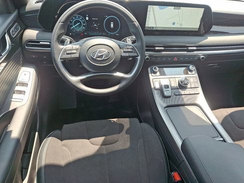 Used 2025 Hyundai Palisade Calligraphy image 11