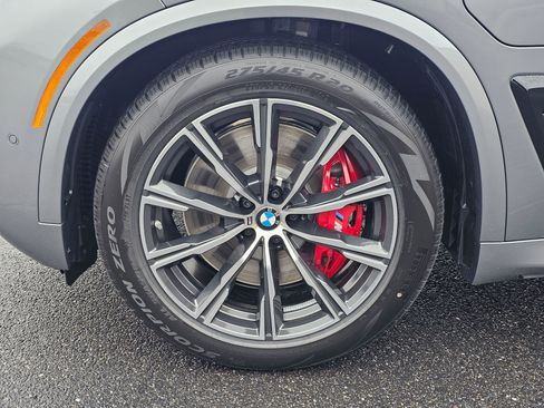 New 2026 BMW X5 xDrive50e w/ Executive Package image 8