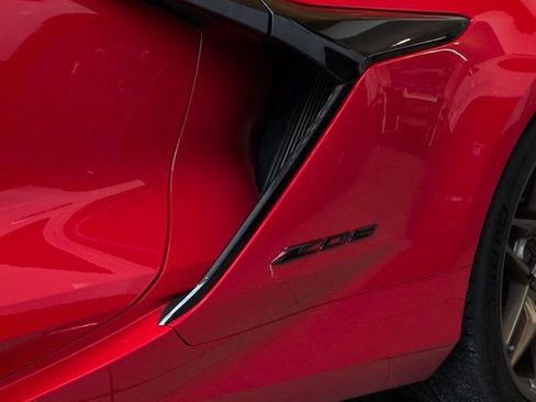 Used 2025 Chevrolet Corvette Z06 RWD image 13