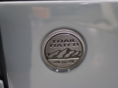 New 2025 Jeep Gladiator Sport image 37