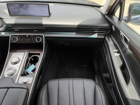 Used 2024 Genesis GV80 2.5T AWD/4WD image 19