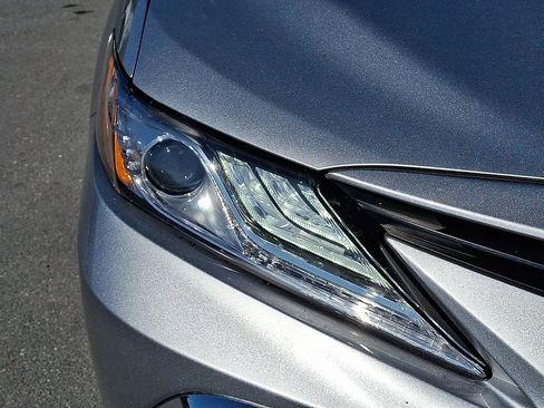 Used 2024 Toyota Camry XLE w/ Cold Weather Package FWD image 11
