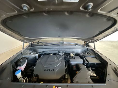 Used 2022 Kia Telluride SX w/ Nightfall Edition Package image 27