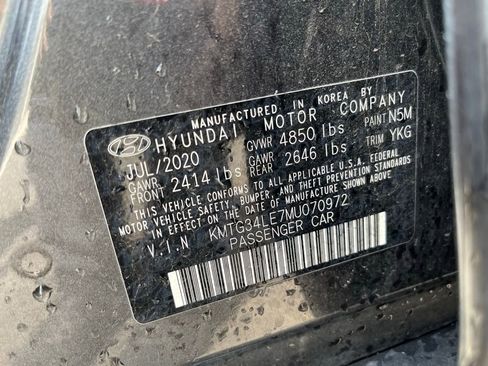 Used 2021 Genesis G70 3.3T w/ Sport Package image 17