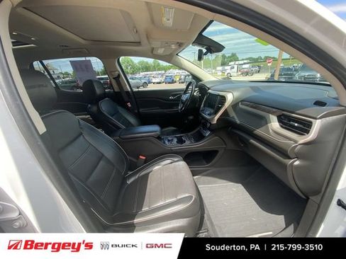 Certified 2022 GMC Acadia Denali w/ Denali Technology Package AWD/4WD image 31