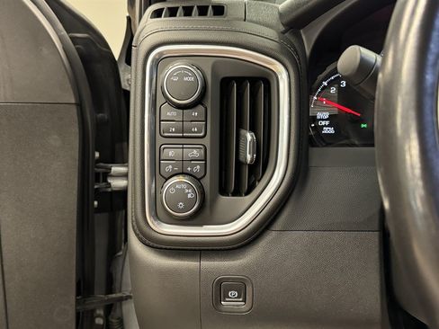 Used 2021 Chevrolet Silverado 1500 RST AWD/4WD image 39