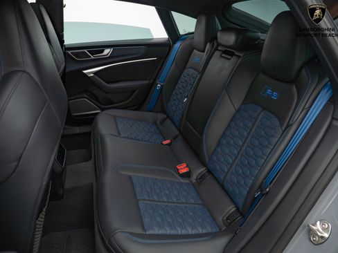 Used 2025 Audi RS 7 Performance image 24