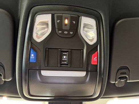 New 2026 RAM 1500 Express AWD/4WD image 16