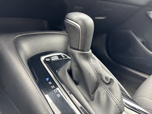 Certified 2025 Toyota Corolla SE FWD image 29