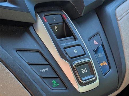 Used 2018 Honda Odyssey LX image 15