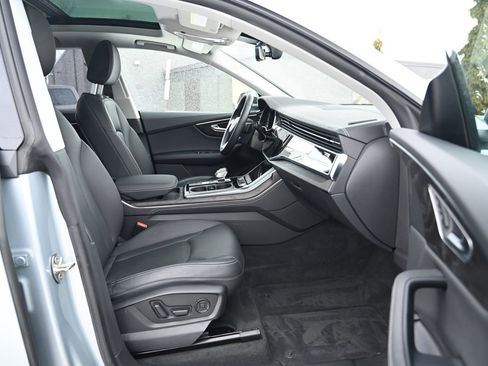 Used 2023 Audi Q8 Premium Plus w/ Premium Plus Package image 44