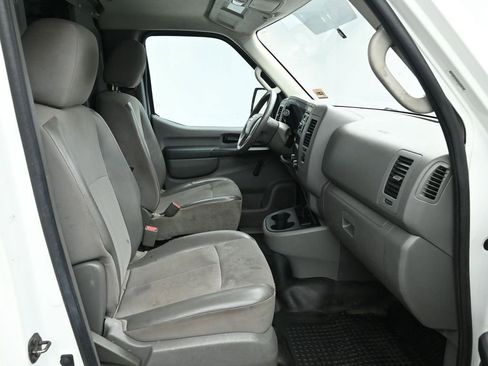Used 2014 Nissan NV 2500 S image 15