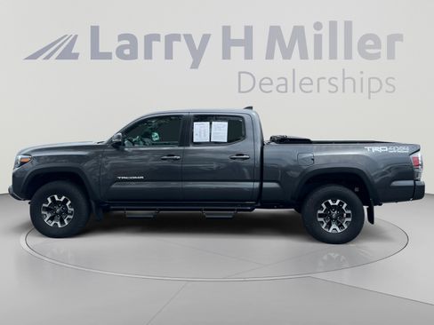 Used 2021 Toyota Tacoma TRD Off-Road w/ TRD Premium Off Road Package AWD/4WD image 2