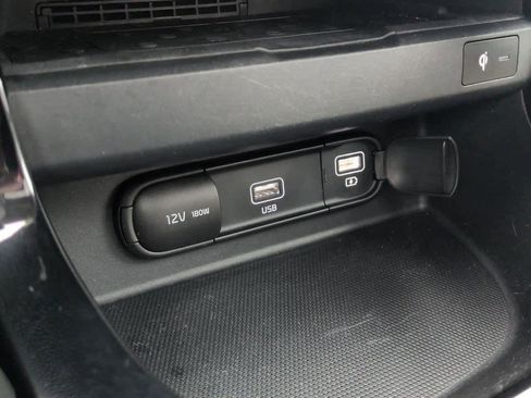 Used 2021 Kia Seltos EX image 31