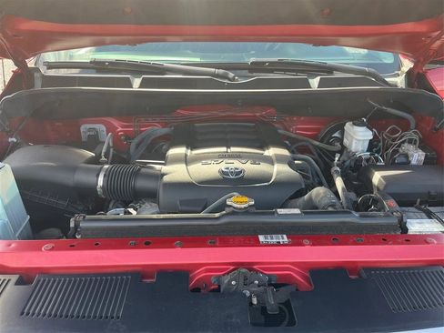 Used 2014 Toyota Tundra Platinum image 11