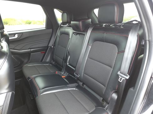 Used 2025 Ford Escape ST-Line image 22