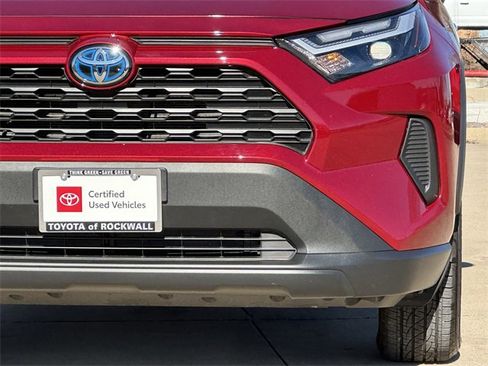 Used 2024 Toyota RAV4 XLE image 8