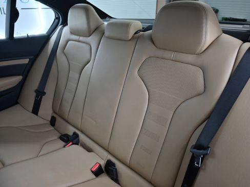 Used 2017 BMW M3 image 43