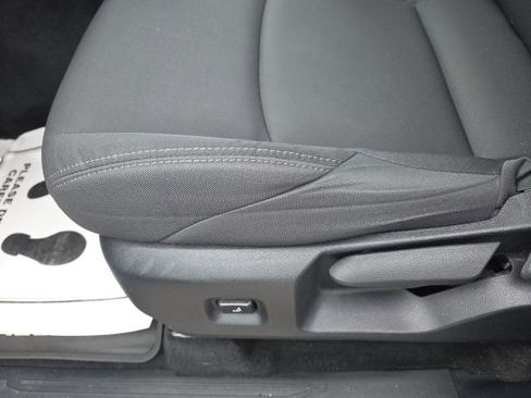 Certified 2024 Toyota Tacoma SR image 14